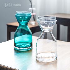 透明塑料容器的多维价值与现代应用
